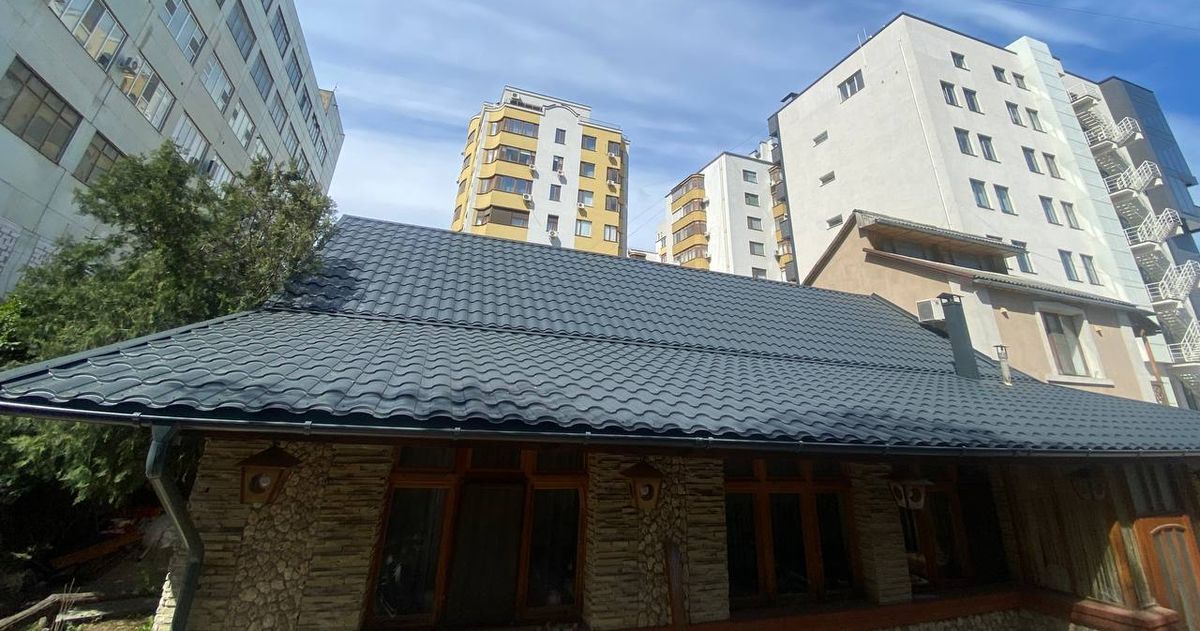 Comandați acoperișuri metalice în Moldova de la producătorul DASTERUM.